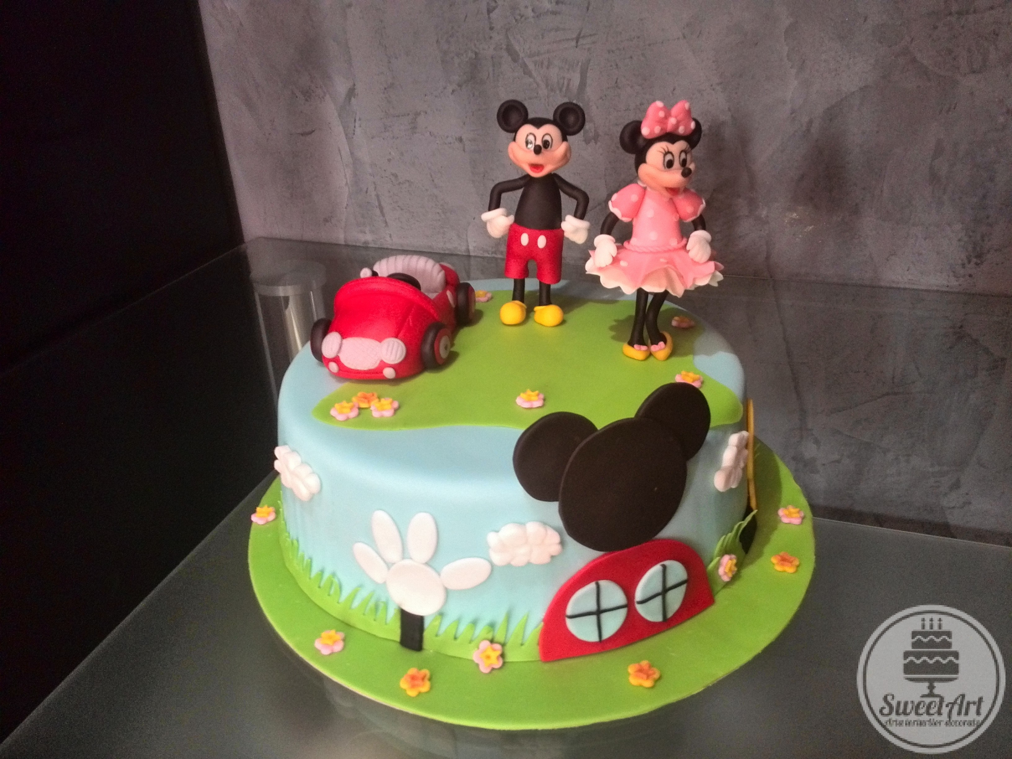 Tort Mickey și Minnie Mouse, mașinuța roșie și clubul lui Mickey